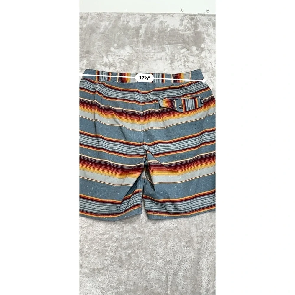Vans Board Shorts Mens 33 Striped Polyester Stretch Trunks Pockets Drawstring